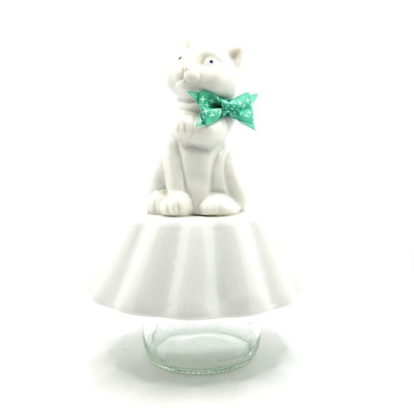 Altered Art White Kitty Cat with Green Bow using Repurposed Dishes and Jewelry - Picture 9 of 12